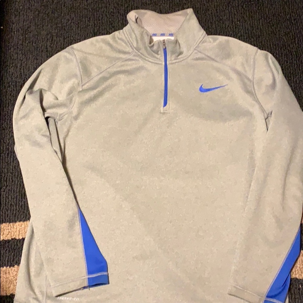 Nike half zip(Open to Offers)